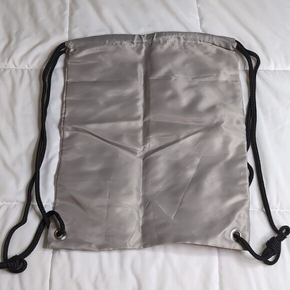 Hunter Boots Silver Drawstring Bag - Picture 5 of 6